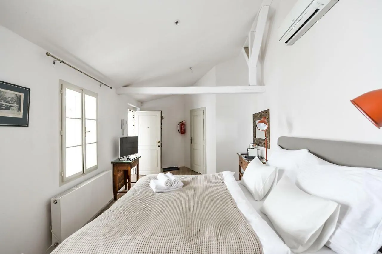Апартаменты Cozy Quiet Studio At Charles Bridge Прага