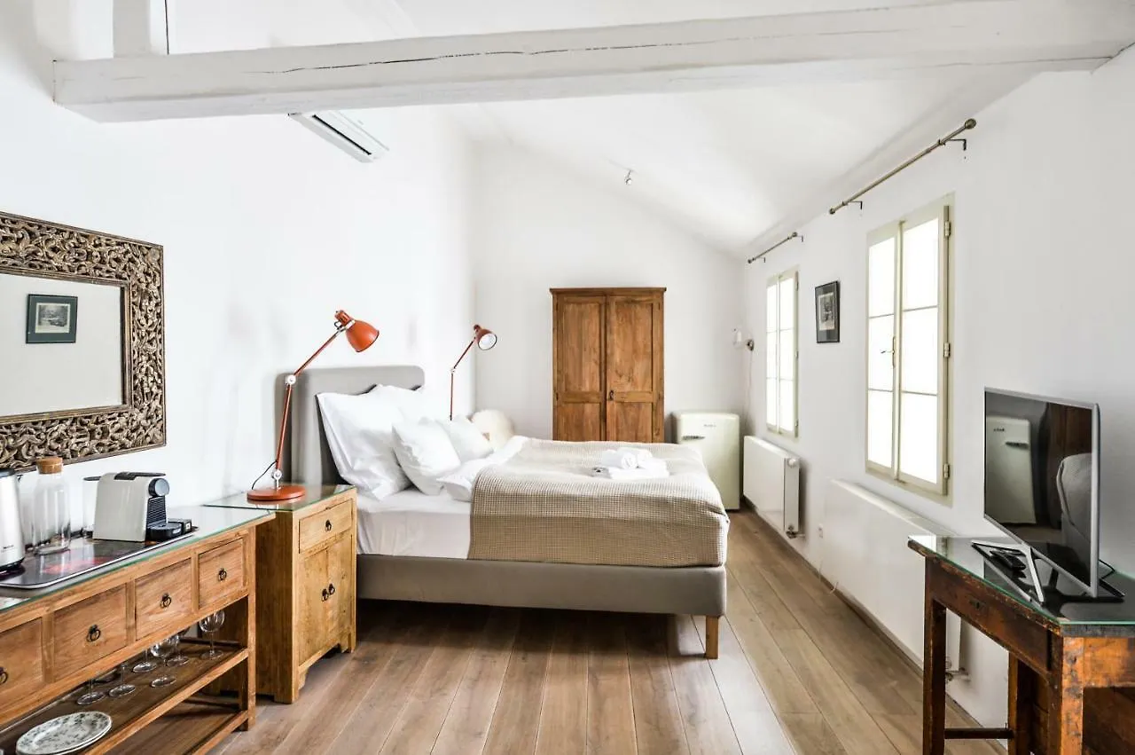Апартаменты Cozy Quiet Studio At Charles Bridge Прага